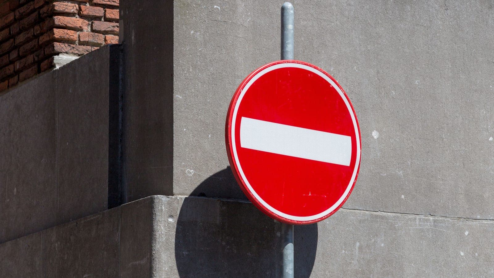 Puffs interdites en France : pourquoi on en trouve encore partout